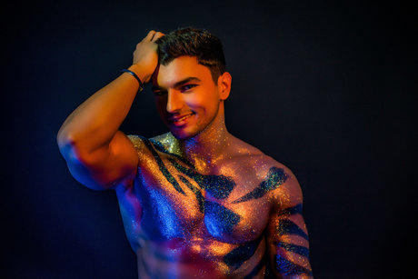 Alec Thomson porno pornostar bilder