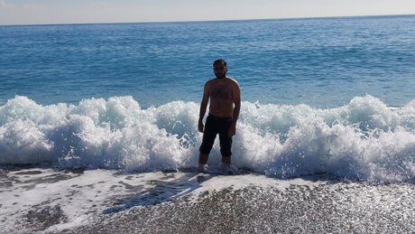 Adnan Rafiq schauspielerin erotische galerien