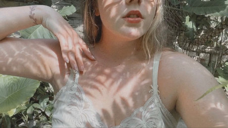 Patchouli Babe schöne erwachsene fotos