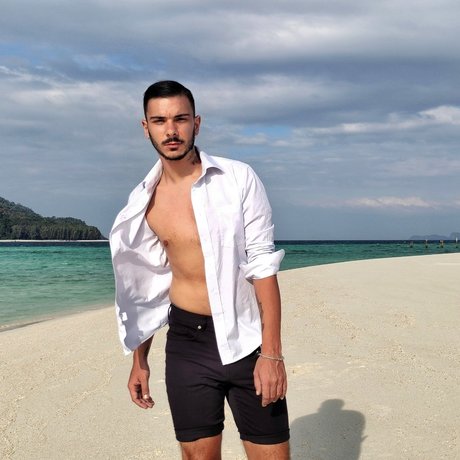 Ashley Tycho hübsche beste galerien