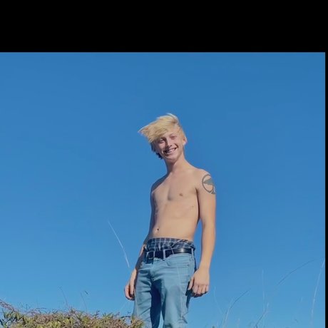 Peeter Poker pornostar xxx galerie