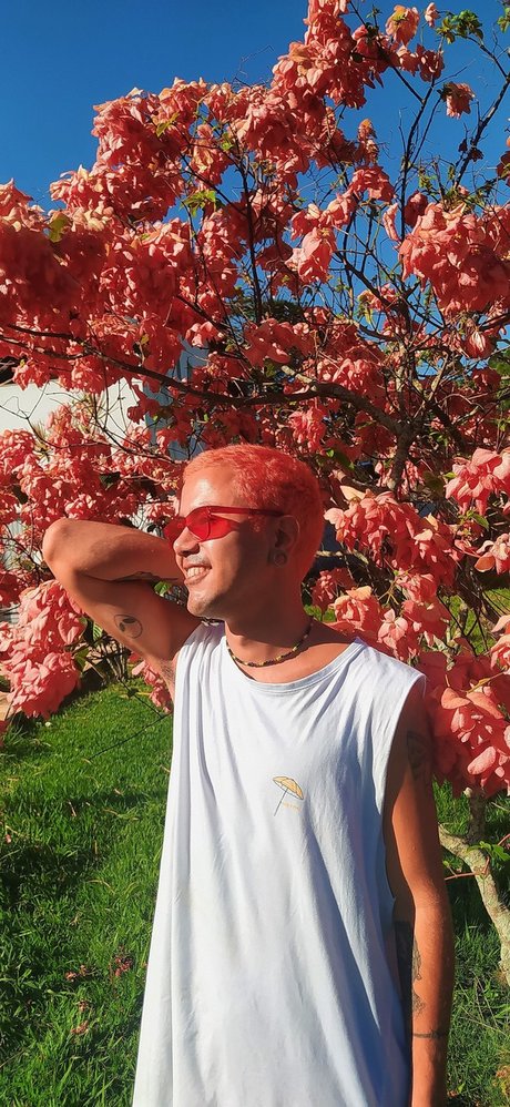 Paulo Vitor pornographische pornostar bilder