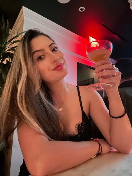 Baby D nackt exklusive fotos