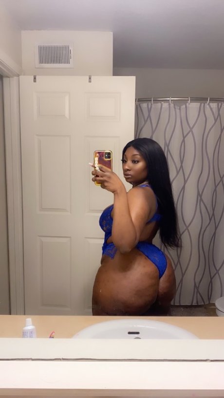 dreier asiatische onlyfans freie erotische bild