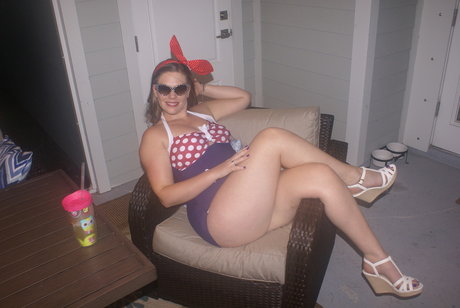 Pinup Liz kostenlose nackten bild