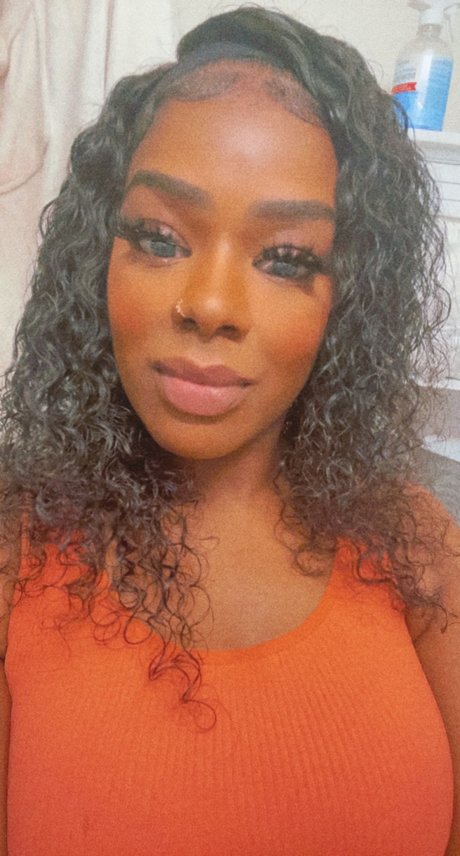 Azariyah freie pornostar fotos