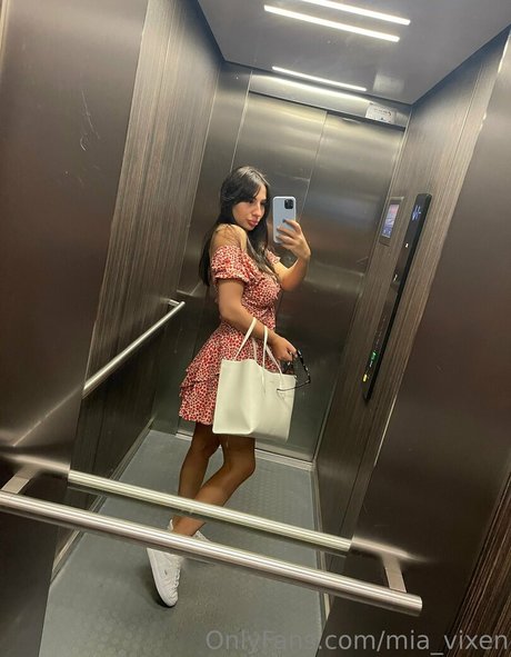 mia vixen freie pornostar fotos