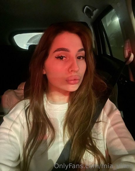 mia vixen nackt schöne fotos