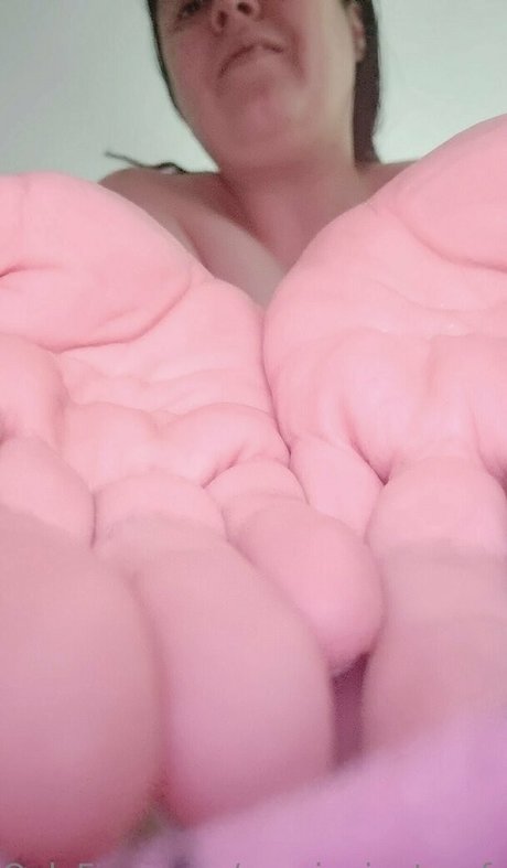 aussiegiantessfree heiße nackte bild