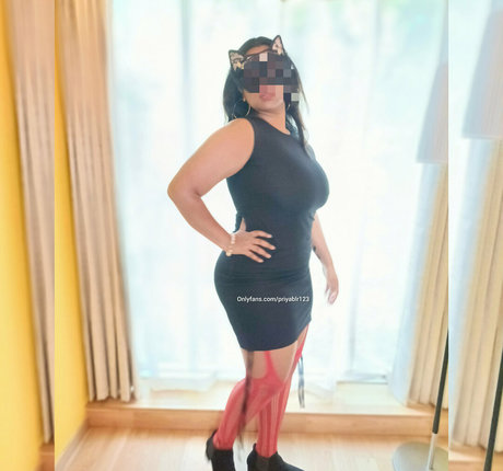 priyablr123 schauspielerin bilder