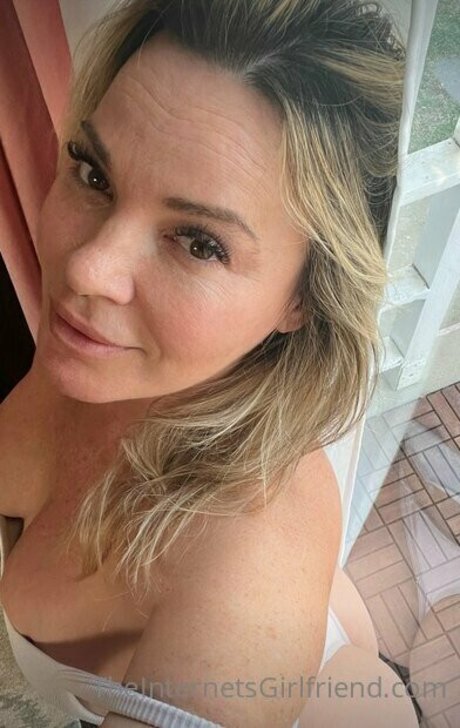 mund nur fans exklusive schöne fotos