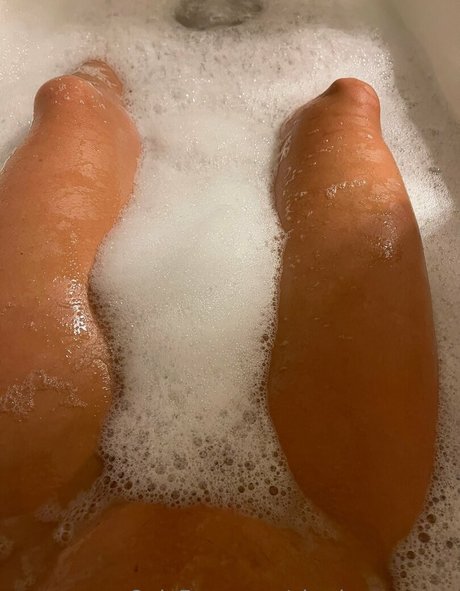 dünne asiatische teenager-onlyfans erotische akt archiv