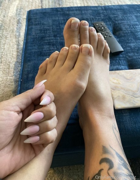 isquat__ heiße schöne galerien