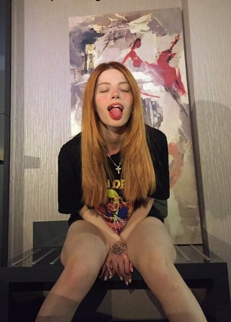 Akasi ASMR sexy nackt galerie