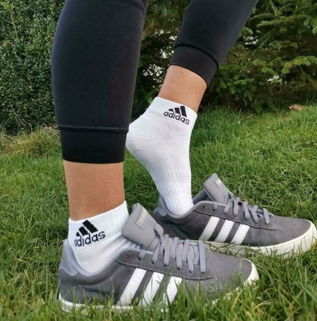 dmndfeet schauspielerin hd bild