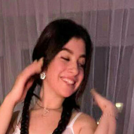 little emmy1 model perfekte bilder