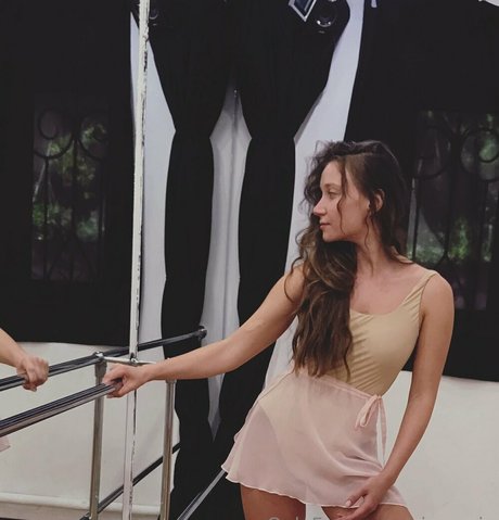 lilly lil heiße schöne galerien