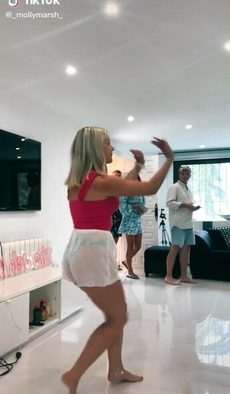 große titten gothic onlyfans nacktheit sexy foto