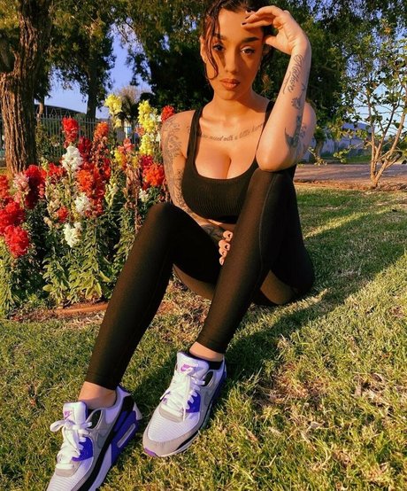 riesige shemale-onlyfans xxx nackte galerie