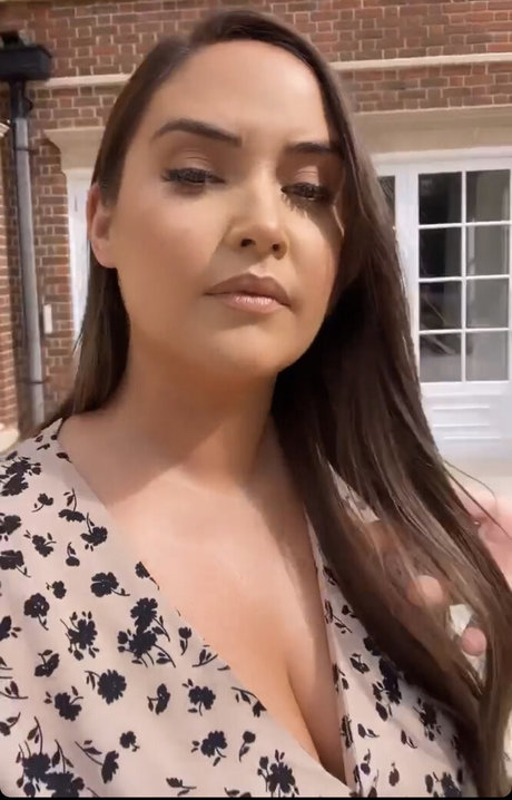 Jacqueline Jossa model xxx galerie