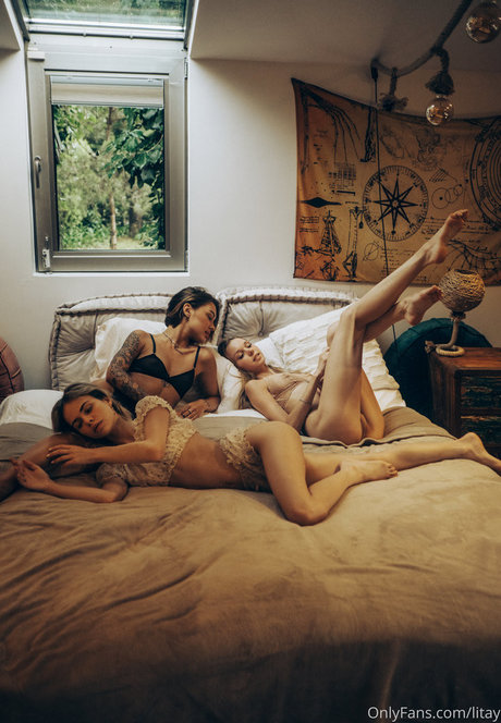 Lily Osadcha model hübsche bild