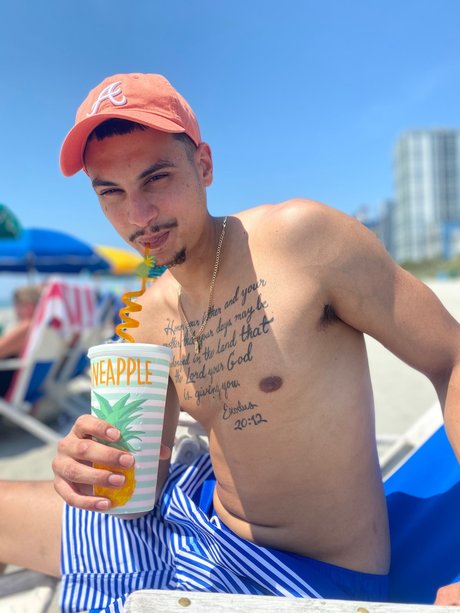 Puertoricogiant top foto