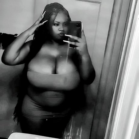 S C A R_ nacktheit exklusive foto