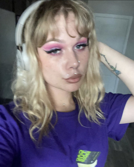 blowjob sperma im mund onlyfans heiße nacktheit galerie