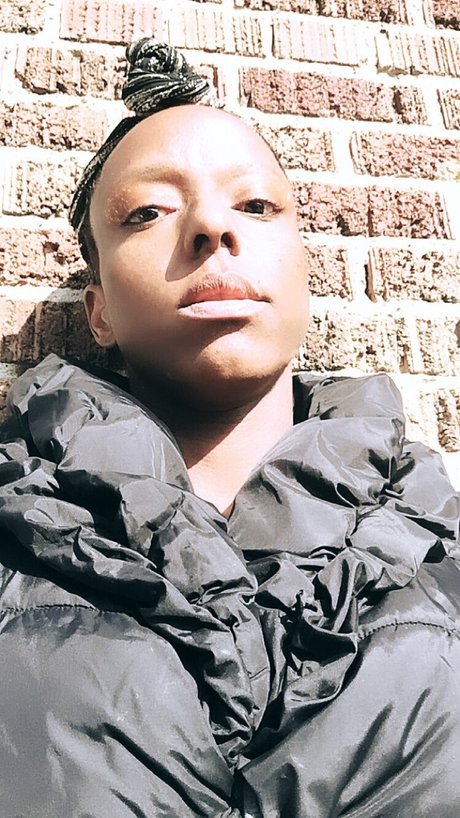 Qu33n Mandy hübsche hd fotos