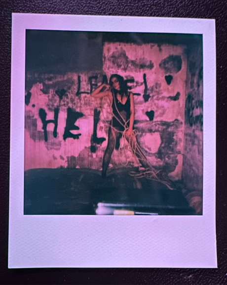 Qu33n Velvet model heiße galerie