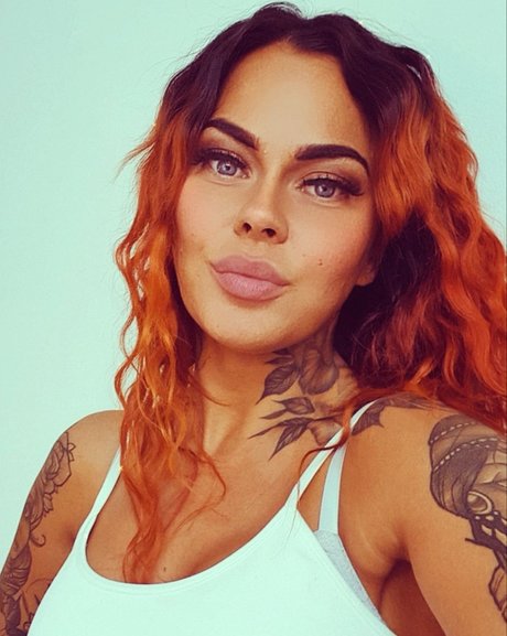 Juulia nackt schöne galerie