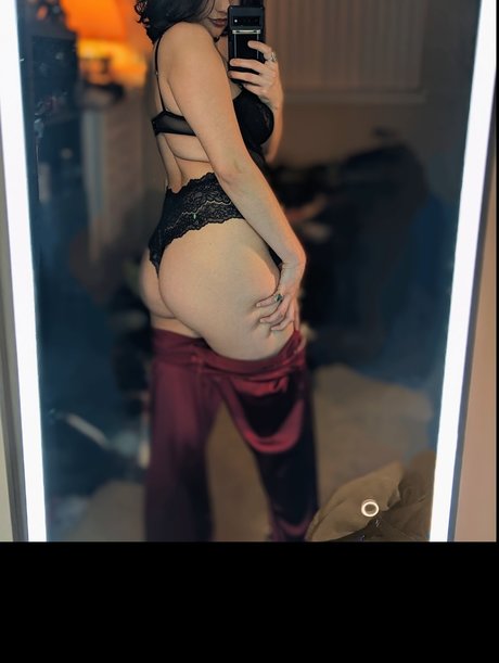 Queen Z nackt hd foto