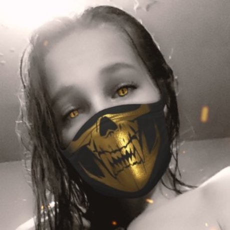 Queenrubyred1 freie nackt galerien