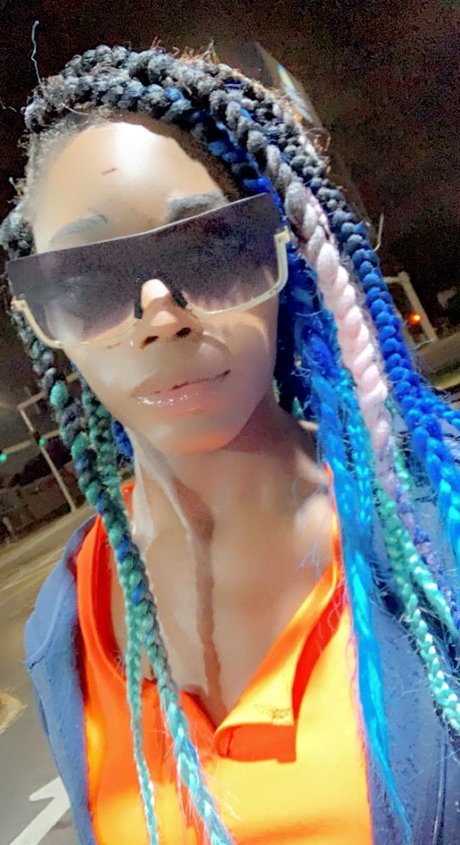 Isis Mccoy kunst pornostar foto