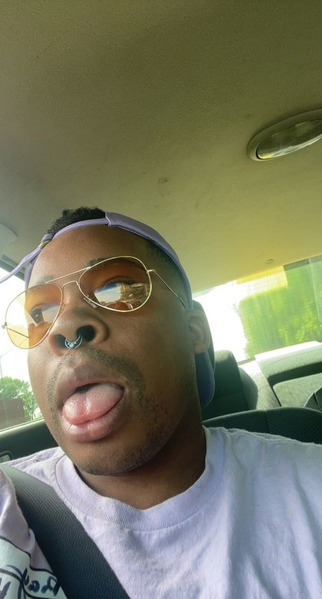 Raymaster hd nackte bild