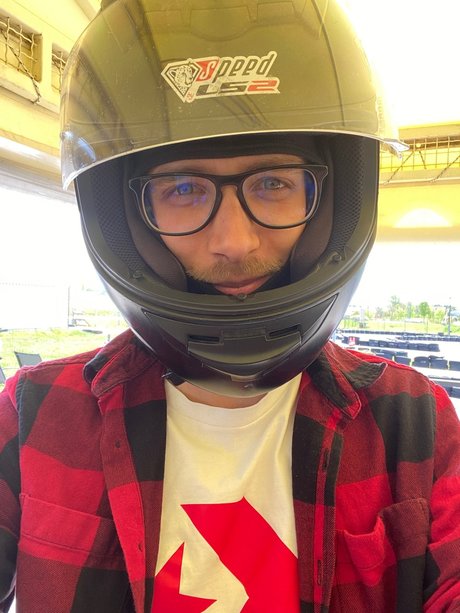 Ras the Switch erwachsene top bilder