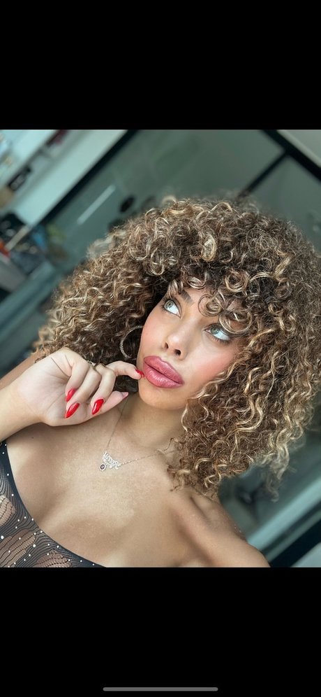 blaue haare nur fans perfekte nackte bilder