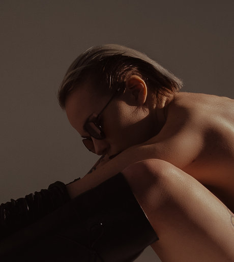 Helen Rivmi exklusive nackte galerie