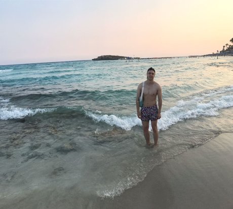 Rickyricky kostenlose pornostar galerie