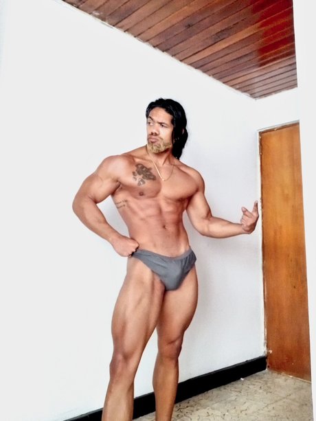 Rtropical hübsche nackt archiv