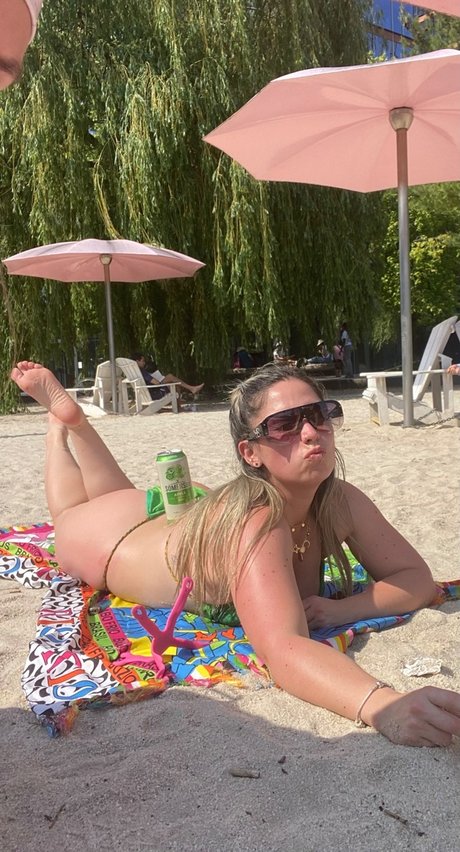 Samantha Ama hd akt fotos