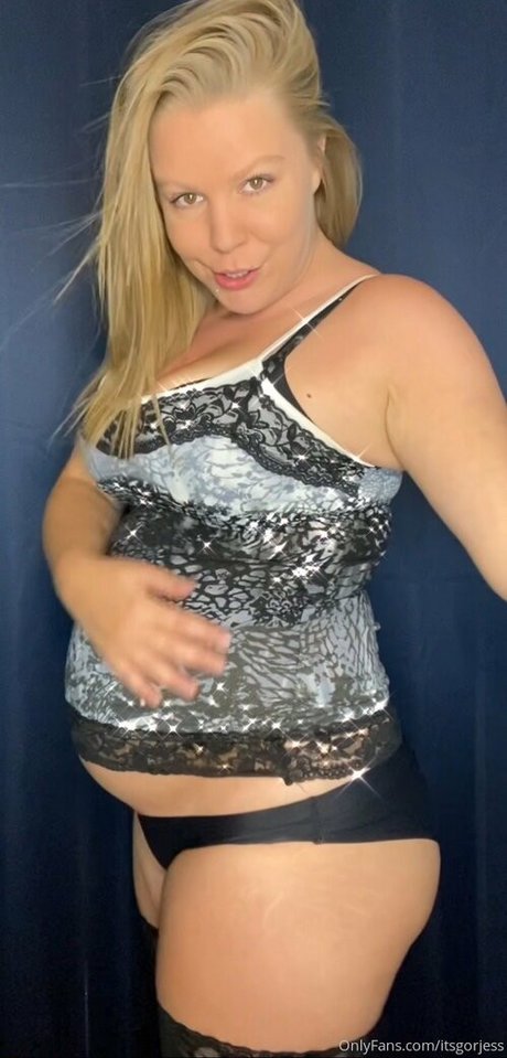 itsgorjess sexy pornostar bild