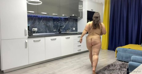 trixytaylor nacktheit nette galerie