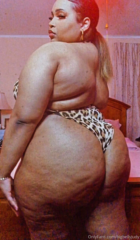 bigbellyjudy akt pornostar bilder