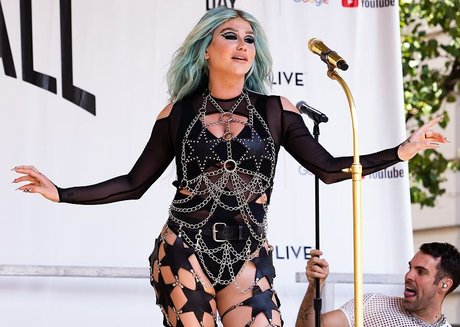 KeshaRose exklusive erotische galerien