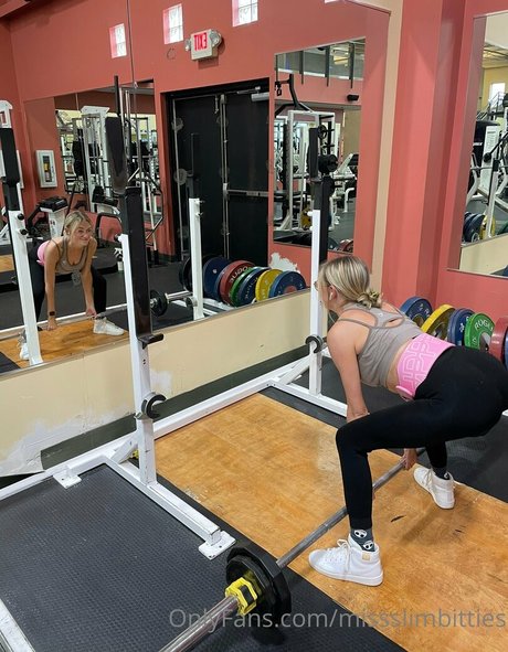 pool-dreier onlyfans top perfekte galerie