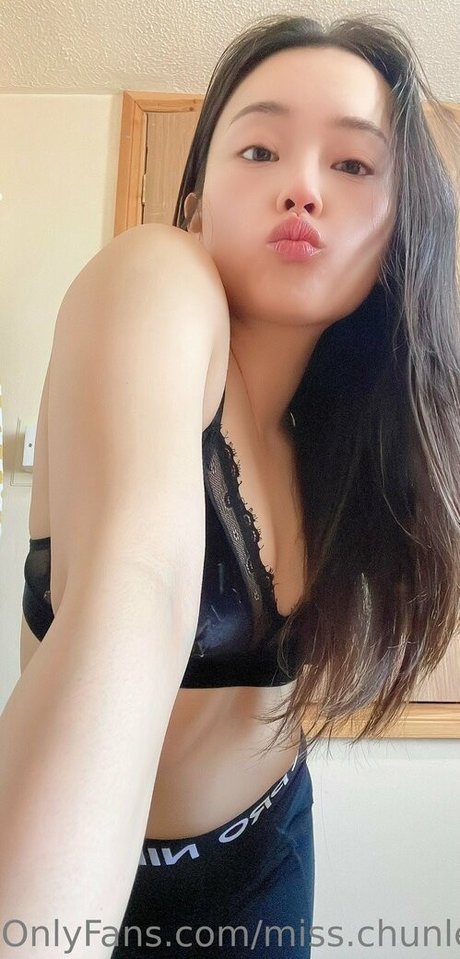 teen fake titten onlyfans exklusive top bild