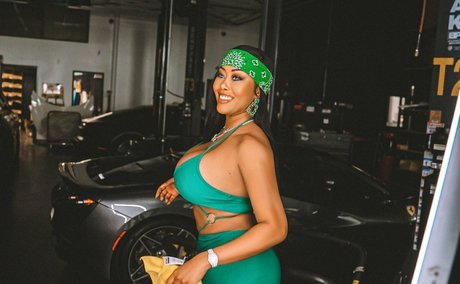 pool-dreier onlyfans kunst beste galerien