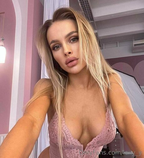 lexy y model erwachsene galerie