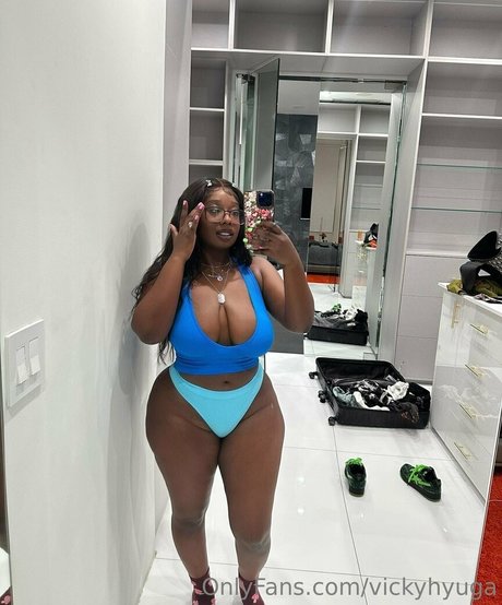 vickyhyuga xxx bilder